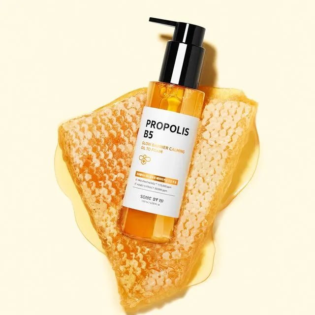 SOME BY MI PROPOLIS B5 GLOW BARRIER CALMING OIL TO FOAM