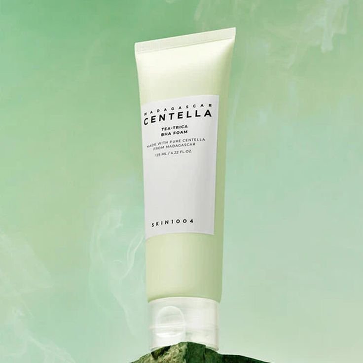 SKIN1004 Madagascar Centella Tea-Trica BHA Foam Cleanser