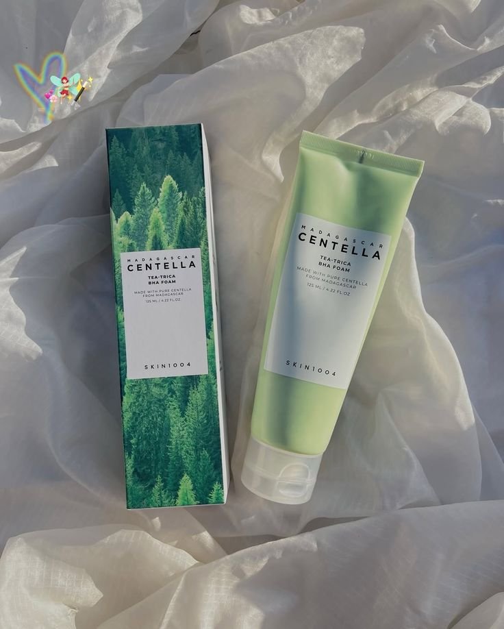 SKIN1004 Madagascar Centella Tea-Trica BHA Foam Cleanser