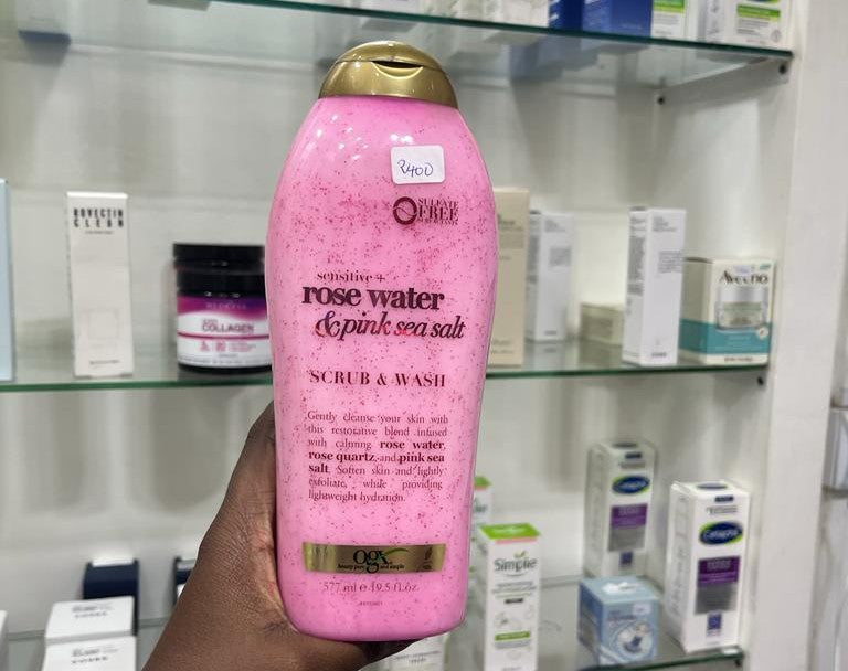 OGX Rose Water & Pink Sea Salt Scrub & Wash 577ml